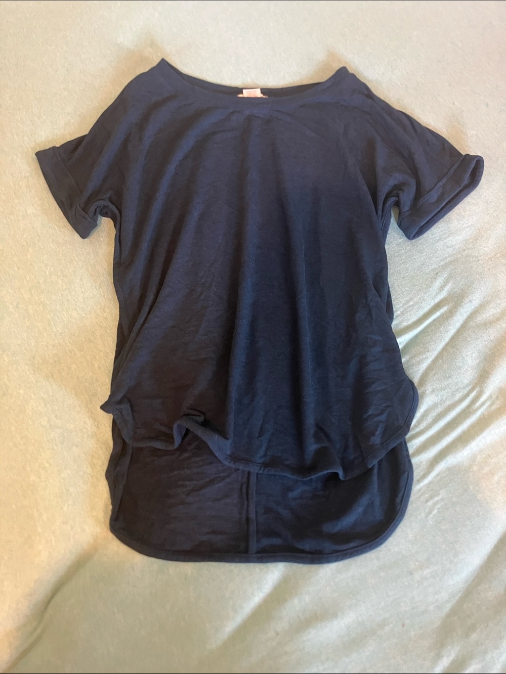 Women's Navy Short-Sleeve High-Low Tee